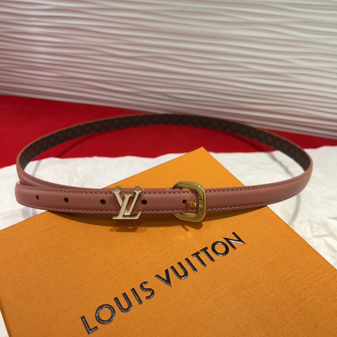 驴家 *｜女士妖带 上新啦～适合各种穿搭黑色：百搭之王 冷色暖色都能驾驭米色：春夏必备 清新又百搭扣头设