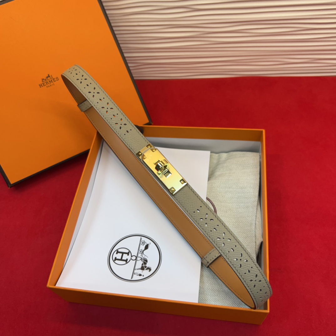  H家凯莉扣镂空腰带
kelly garden Party皮带，镂空的设计真的很有个性，搭配316精钢，