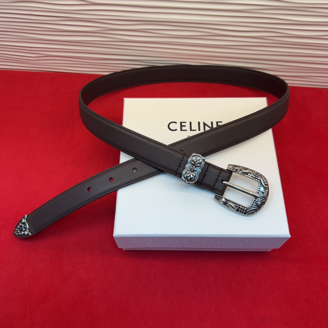 c eline TRIOMPHE中号标志印花牛皮革腰带标志印花和牛皮革 TRIOMPHE配领扣带扣环扣和