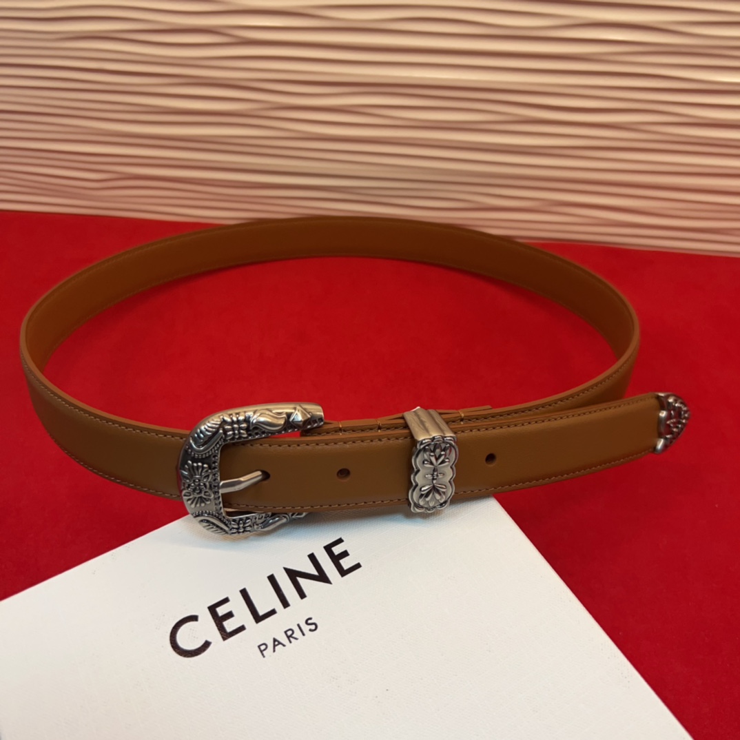 c eline TRIOMPHE中号标志印花牛皮革腰带标志印花和牛皮革 TRIOMPHE配领扣带扣环扣和
