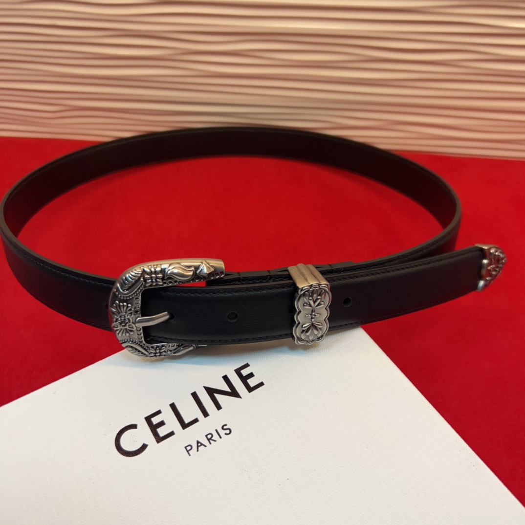 c eline TRIOMPHE中号标志印花牛皮革腰带标志印花和牛皮革 TRIOMPHE配领扣带扣环扣和