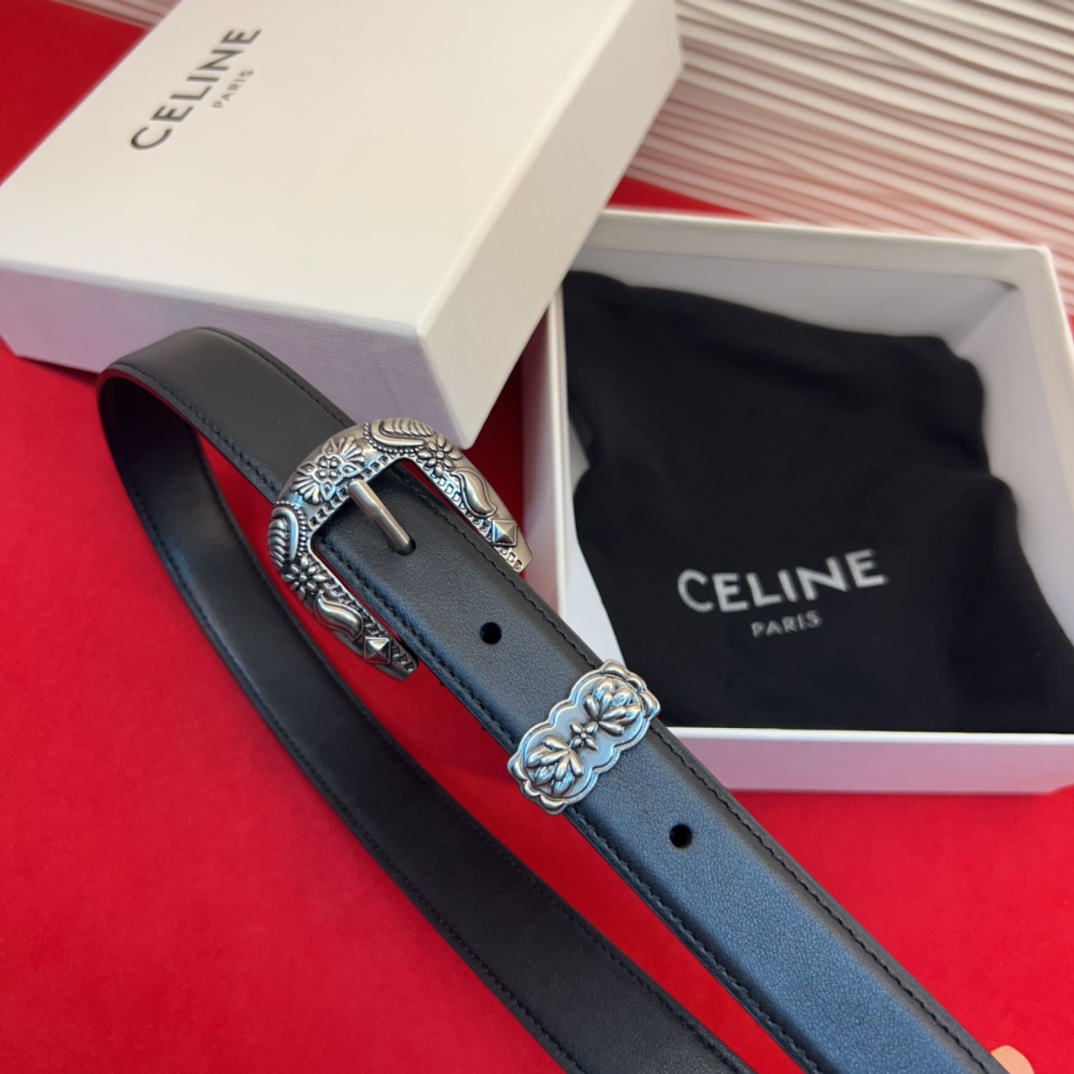 c eline TRIOMPHE中号标志印花牛皮革腰带标志印花和牛皮革 TRIOMPHE配领扣带扣环扣和
