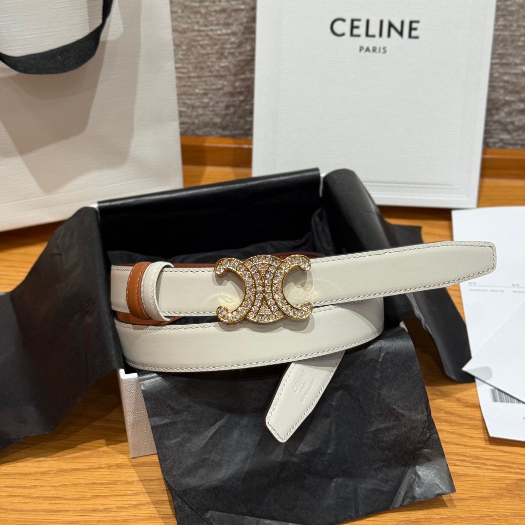 凯旋门经典双面腰带 这款灵感源自于品牌标志性腰带-Chinese UA Cheap High Quatity Brand Clothes Bags handbags Sneakers wholesale wholesaler seller from China Factory suppliers Fashion Clothing Shoes best Quality Beautiful Price 凯旋门经典双面腰带 这款灵感源自于品牌标志性腰带