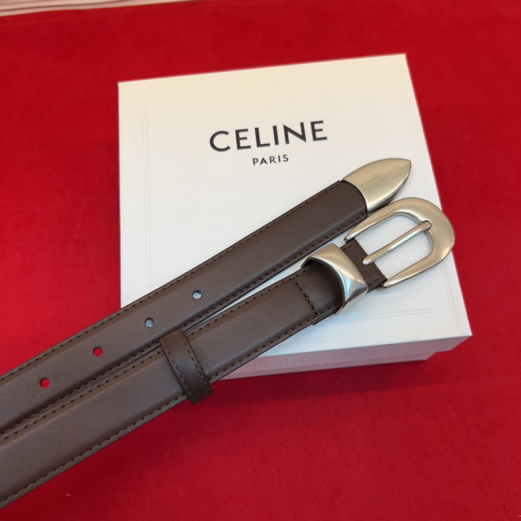c eline TRIOMPHE中号标志印花牛皮革腰带标志印花和牛皮革 TRIOMPHE配领扣带扣环扣和