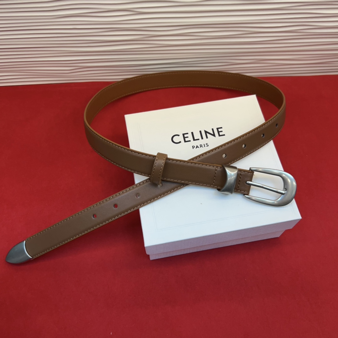 c eline TRIOMPHE中号标志印花牛皮革腰带标志印花和牛皮革 TRIOMPHE配领扣带扣环扣和