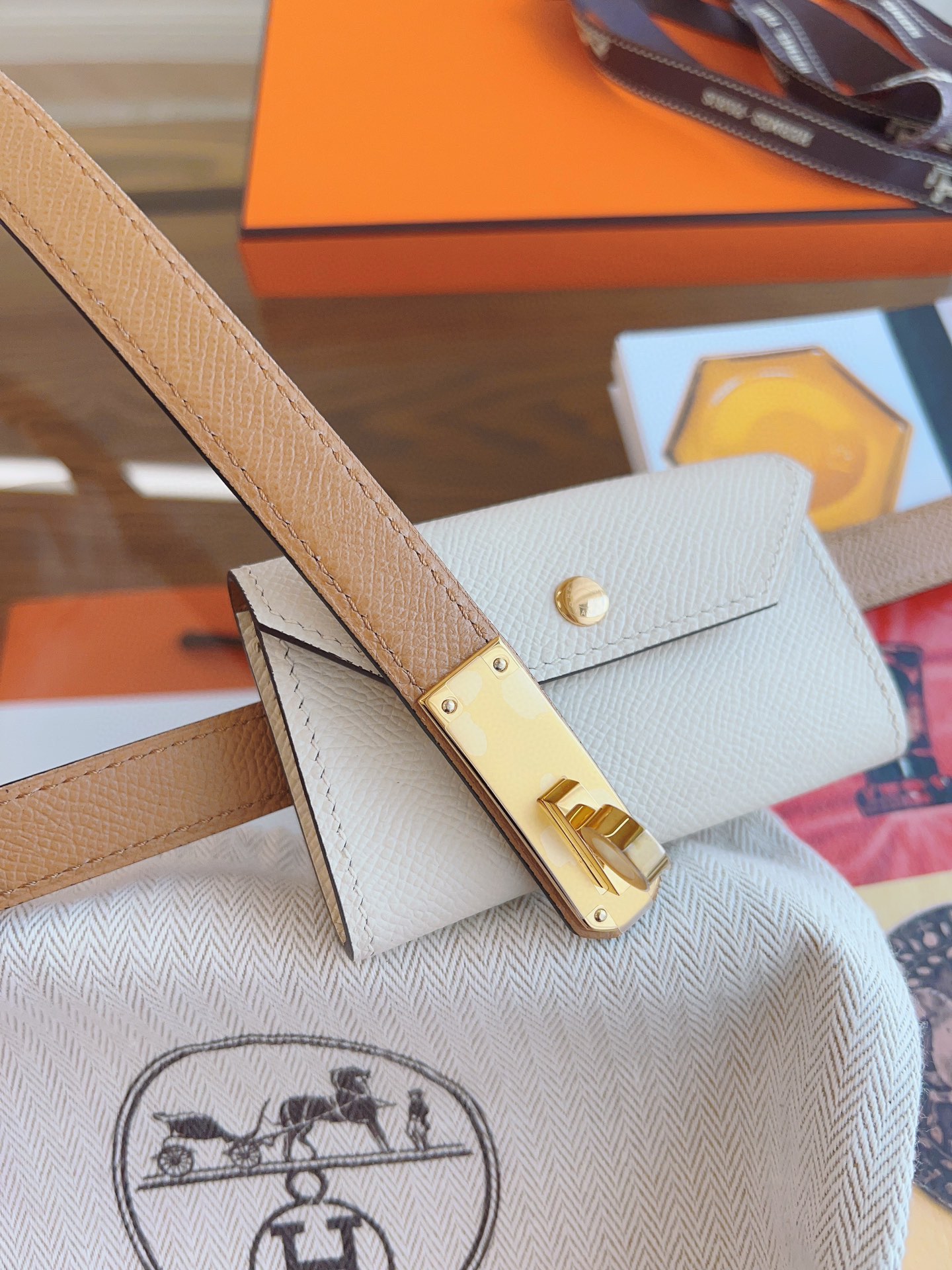 《HERMES凯利》kelly Pocket 18腰带🇫🇷法国原厂ep/A级钢扣 品质毋庸置疑 没有更好
