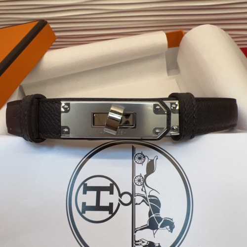 Hermès Kelly Belt in Hunter Cowhide with Palladium-Plated Buckle 1 Hermès Kelly Belt in Hunter Cowhide with Palladium-Plated Buckle