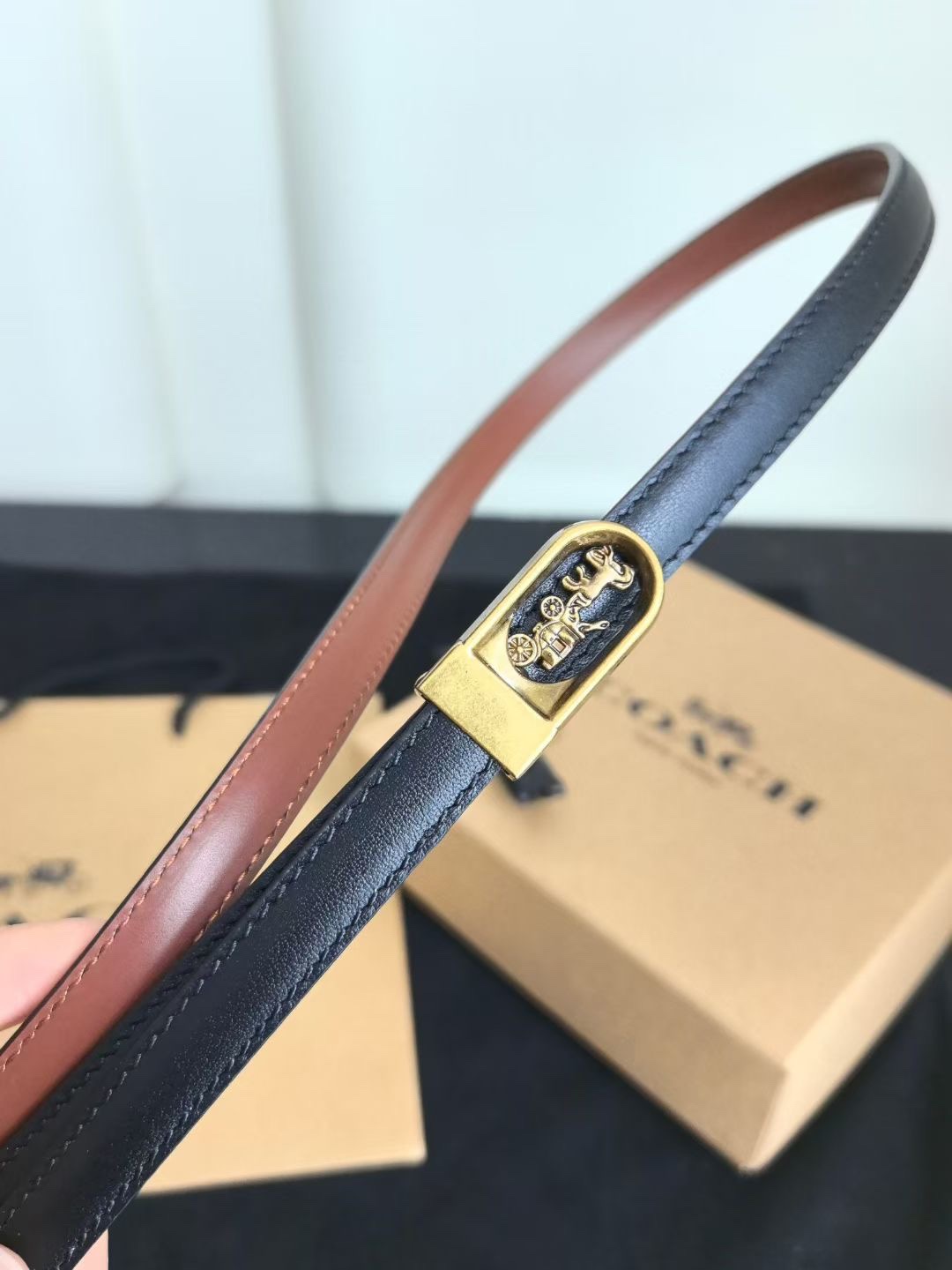 coach蔻驰 高品质 1.3cm 高真空电镀五金 ， 女士腰带 细款 百搭 配专柜挂牌及包装礼盒🏷️