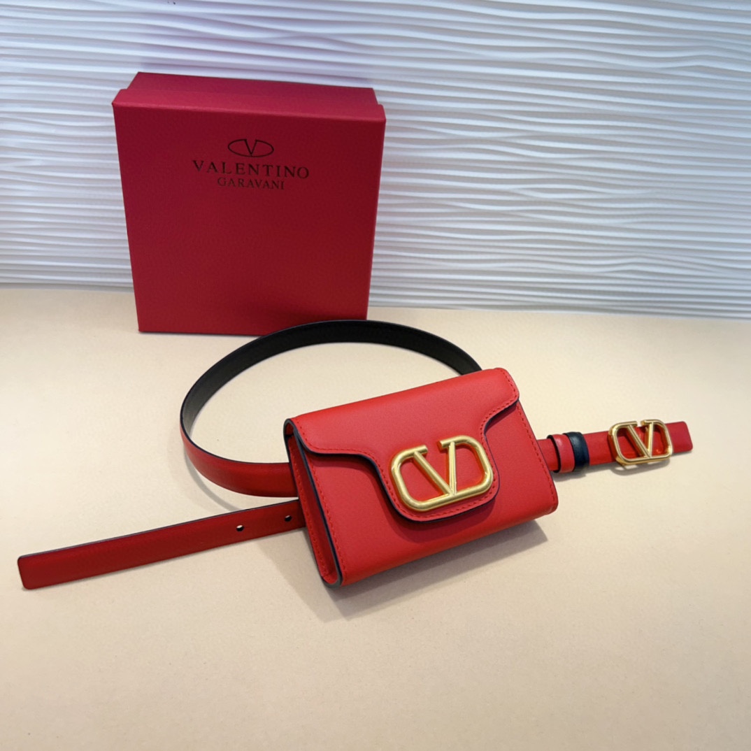 新版华伦腰包现货❗️金球系列 永远的王炸👑包型上做了改良，包身立体 整体会硬朗很多，腰包可调节 斜挎可调