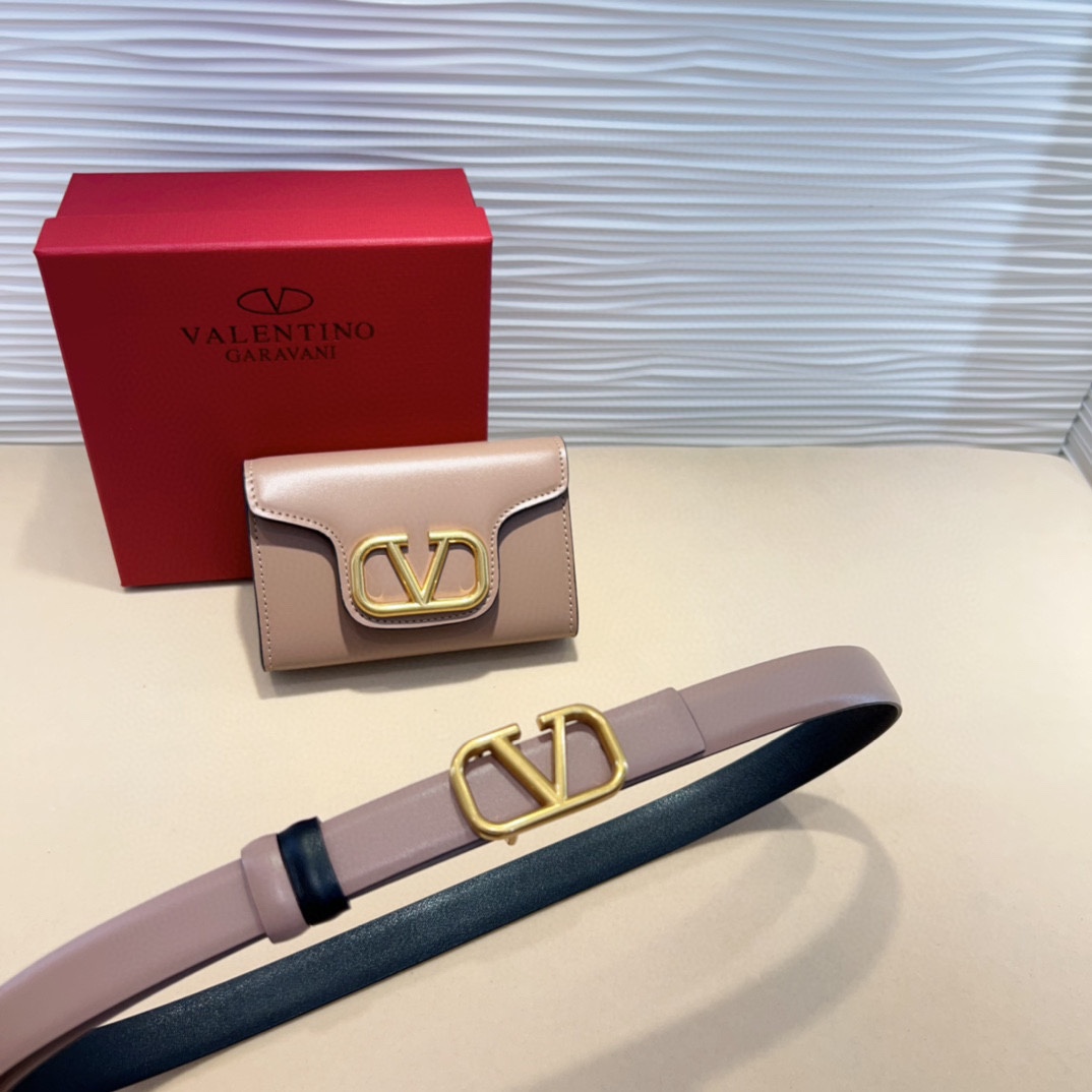 新版华伦腰包现货❗️金球系列 永远的王炸👑包型上做了改良，包身立体 整体会硬朗很多，腰包可调节 斜挎可调