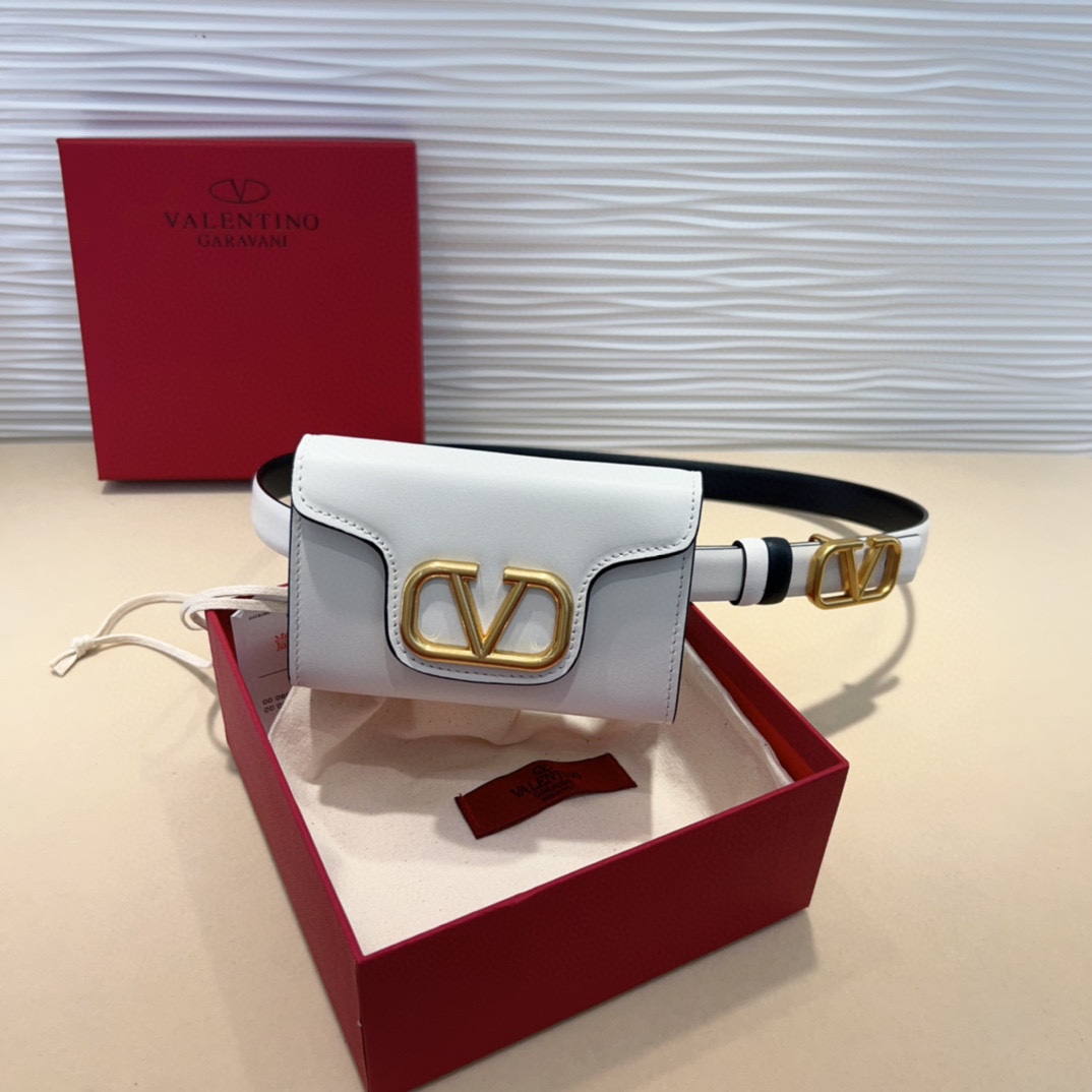 新版华伦腰包现货❗️金球系列 永远的王炸👑包型上做了改良，包身立体 整体会硬朗很多，腰包可调节 斜挎可调