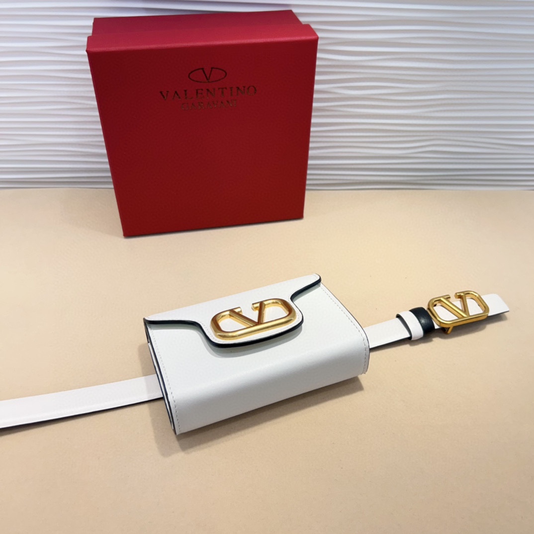 新版华伦腰包现货❗️金球系列 永远的王炸👑包型上做了改良，包身立体 整体会硬朗很多，腰包可调节 斜挎可调