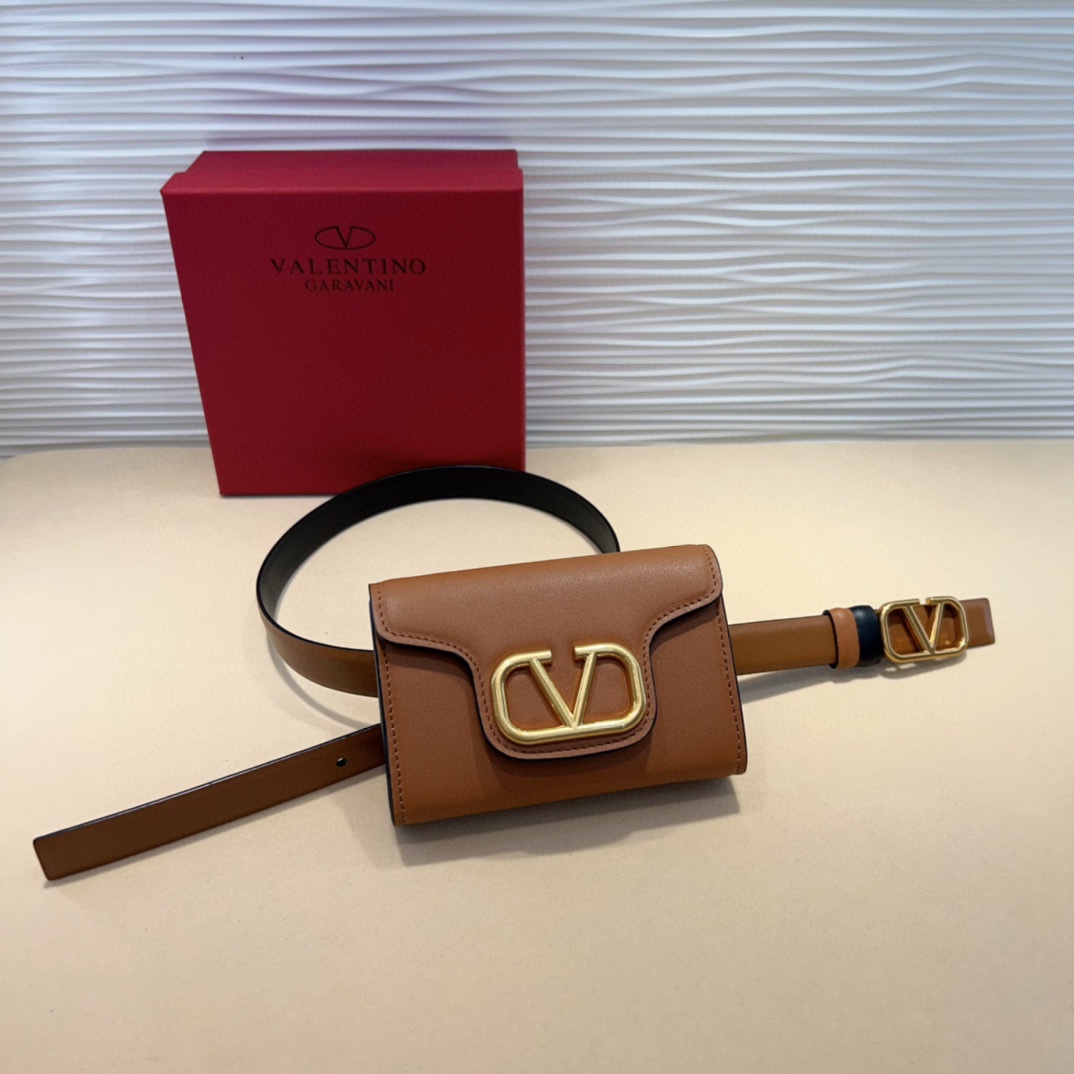 新版华伦腰包现货❗️金球系列 永远的王炸👑包型上做了改良，包身立体 整体会硬朗很多，腰包可调节 斜挎可调