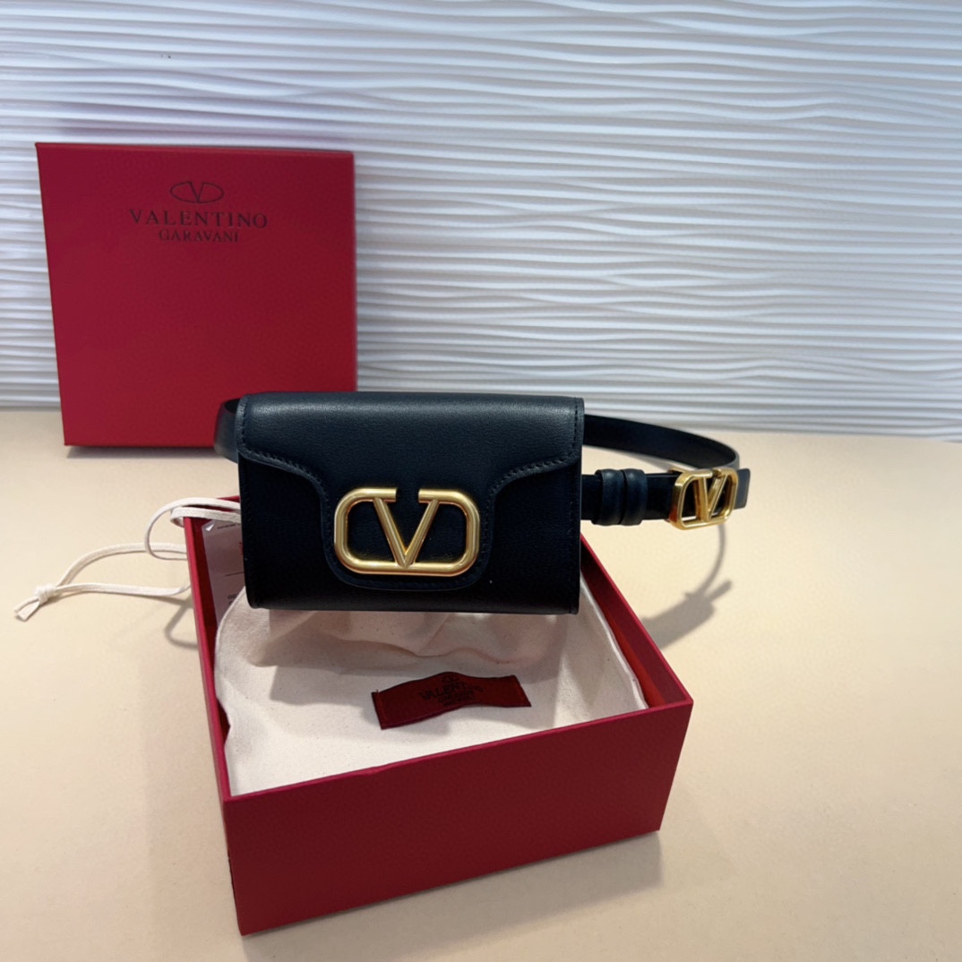 新版华伦腰包现货❗️金球系列 永远的王炸👑包型上做了改良，包身立体 整体会硬朗很多，腰包可调节 斜挎可调