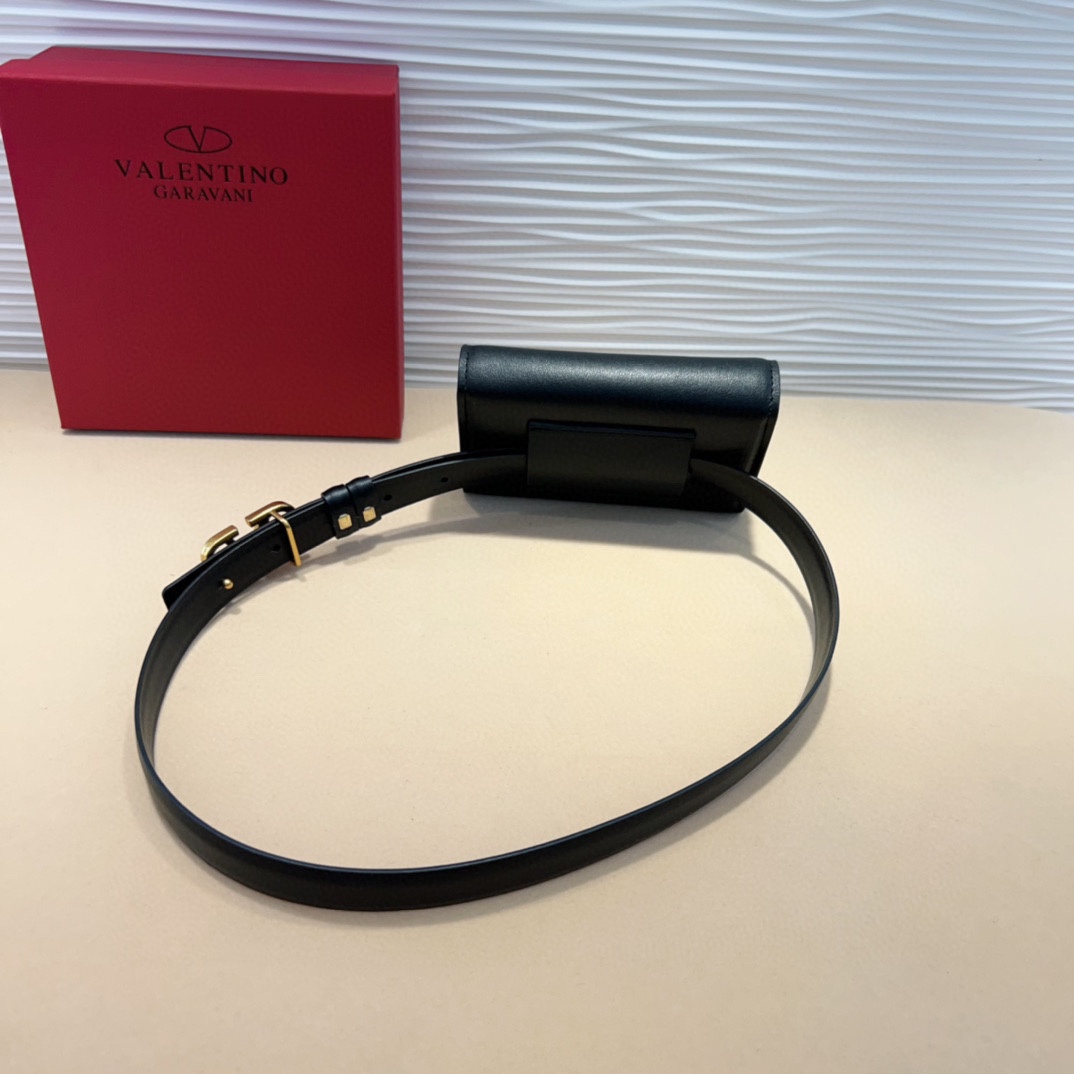 新版华伦腰包现货❗️金球系列 永远的王炸👑包型上做了改良，包身立体 整体会硬朗很多，腰包可调节 斜挎可调