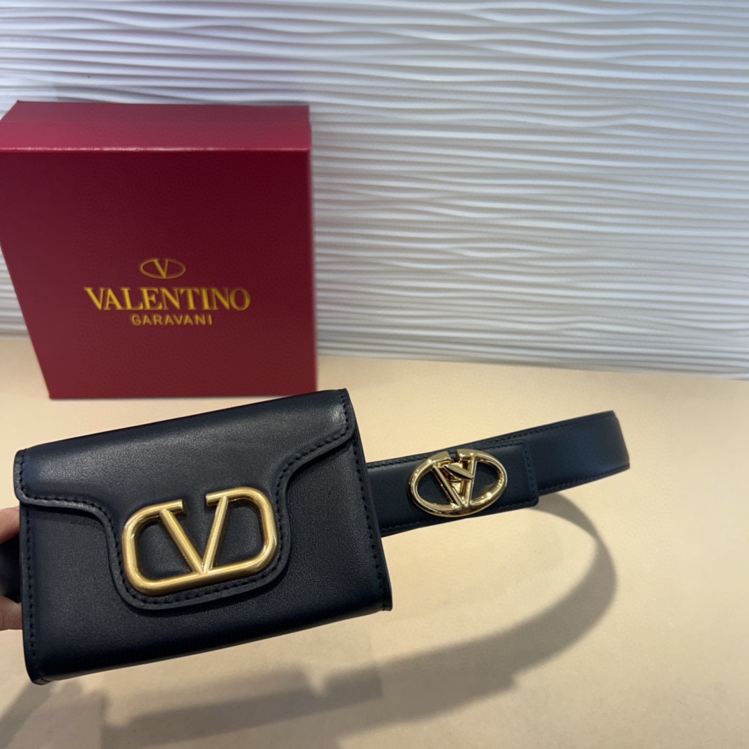 新版华伦腰包现货❗️金球系列 永远的王炸👑包型上做了改良，包身立体 整体会硬朗很多，腰包可调节 斜挎可调