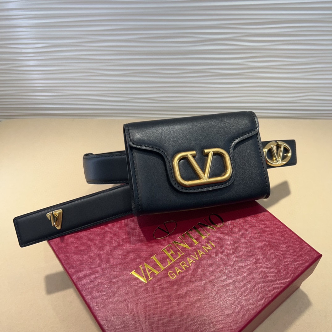 新版华伦腰包现货❗️金球系列 永远的王炸👑包型上做了改良，包身立体 整体会硬朗很多，腰包可调节 斜挎可调