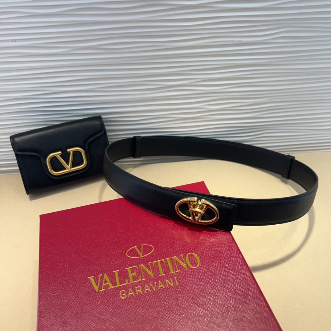 新版华伦腰包现货❗️金球系列 永远的王炸👑包型上做了改良，包身立体 整体会硬朗很多，腰包可调节 斜挎可调