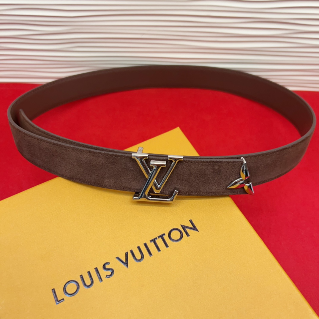 专柜同步新款 原版开发 纯铜材质 面料采用优质原厂面料。3.0cm