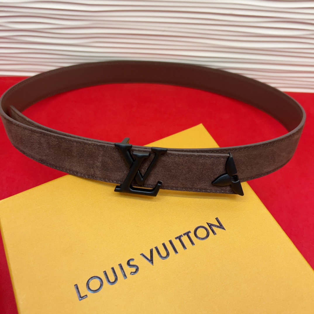 专柜同步新款 原版开发 纯铜材质 面料采用优质原厂面料。3.0cm