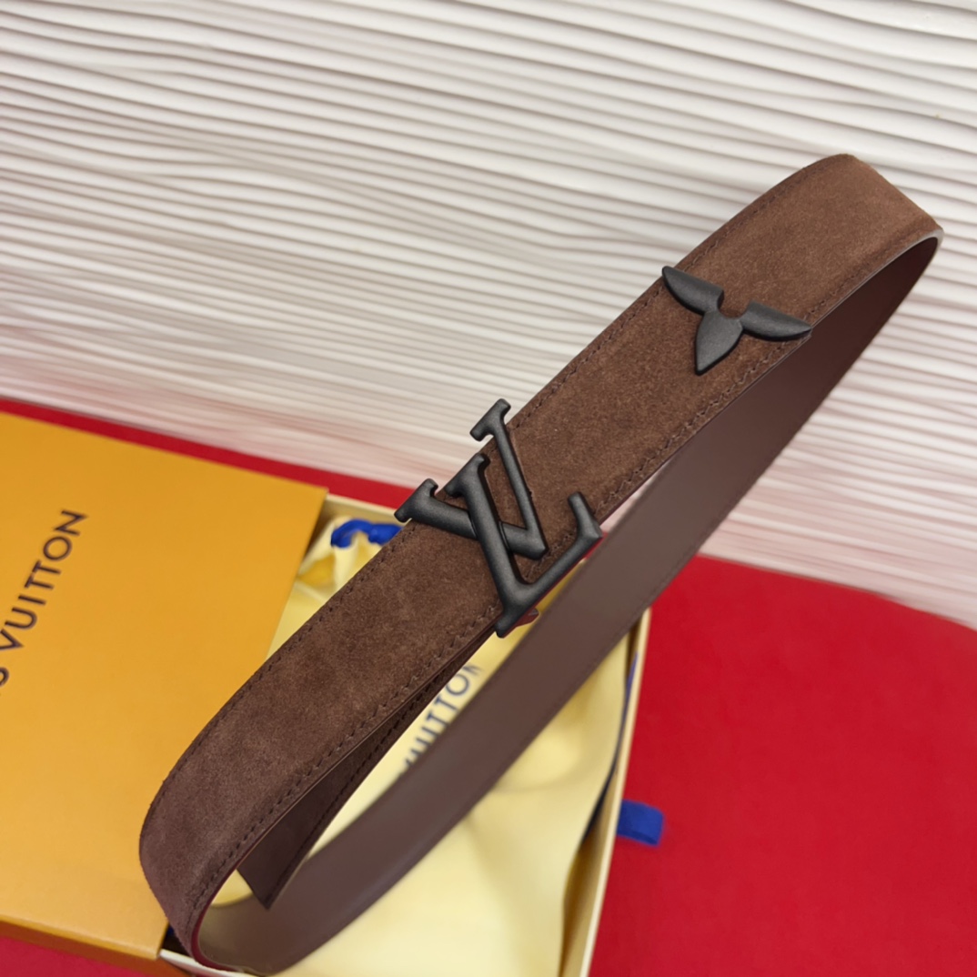 专柜同步新款 原版开发 纯铜材质 面料采用优质原厂面料。3.0cm