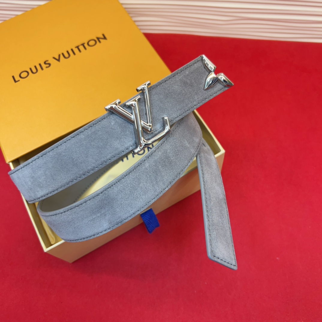 专柜同步新款 原版开发 纯铜材质 面料采用优质原厂面料。3.0cm