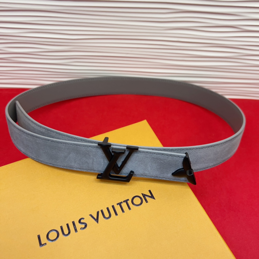 专柜同步新款 原版开发 纯铜材质 面料采用优质原厂面料。3.0cm