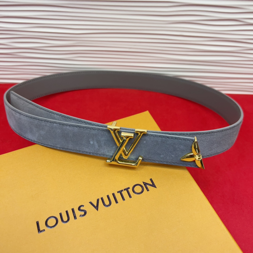 专柜同步新款 原版开发 纯铜材质 面料采用优质原厂面料。3.0cm