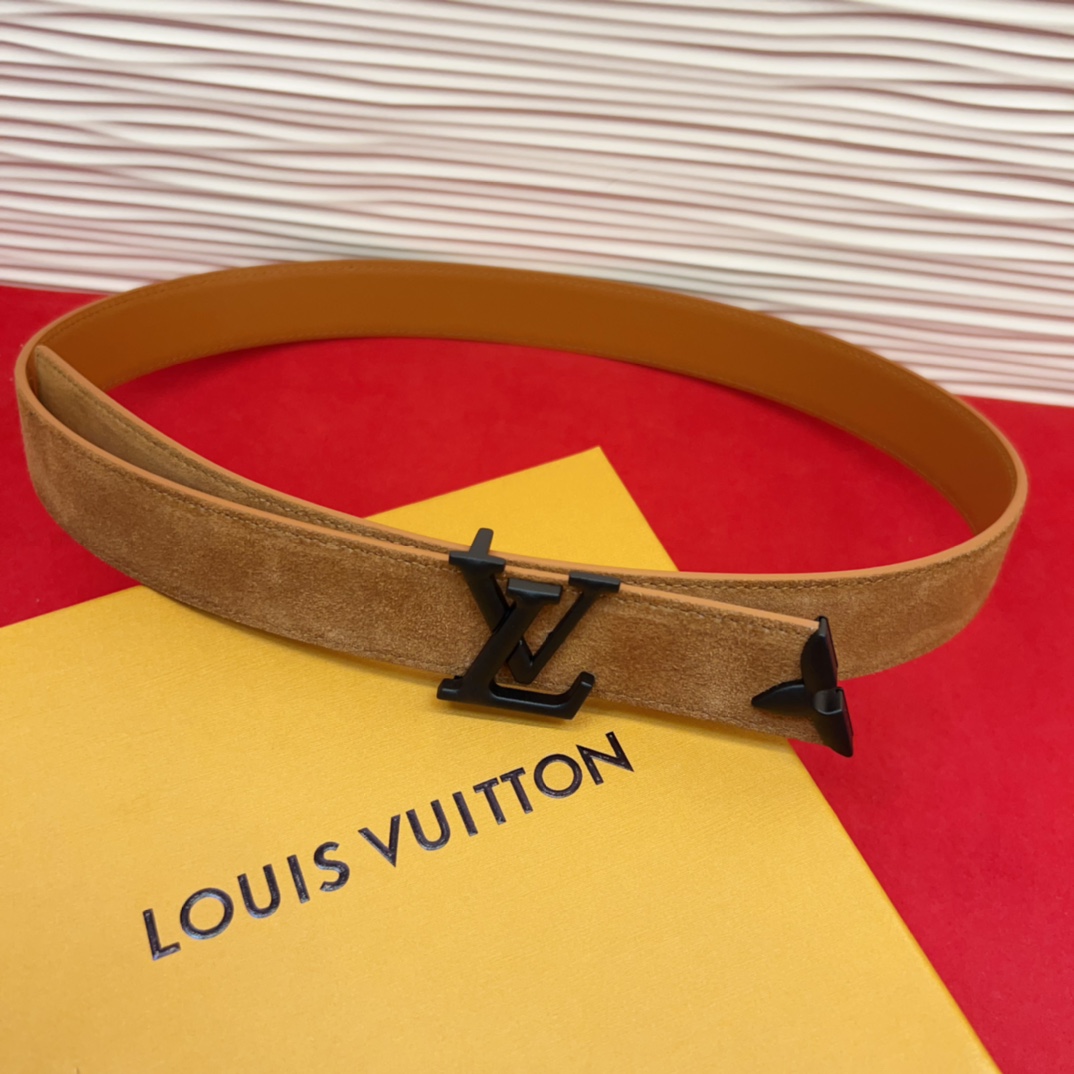 专柜同步新款 原版开发 纯铜材质 面料采用优质原厂面料。3.0cm