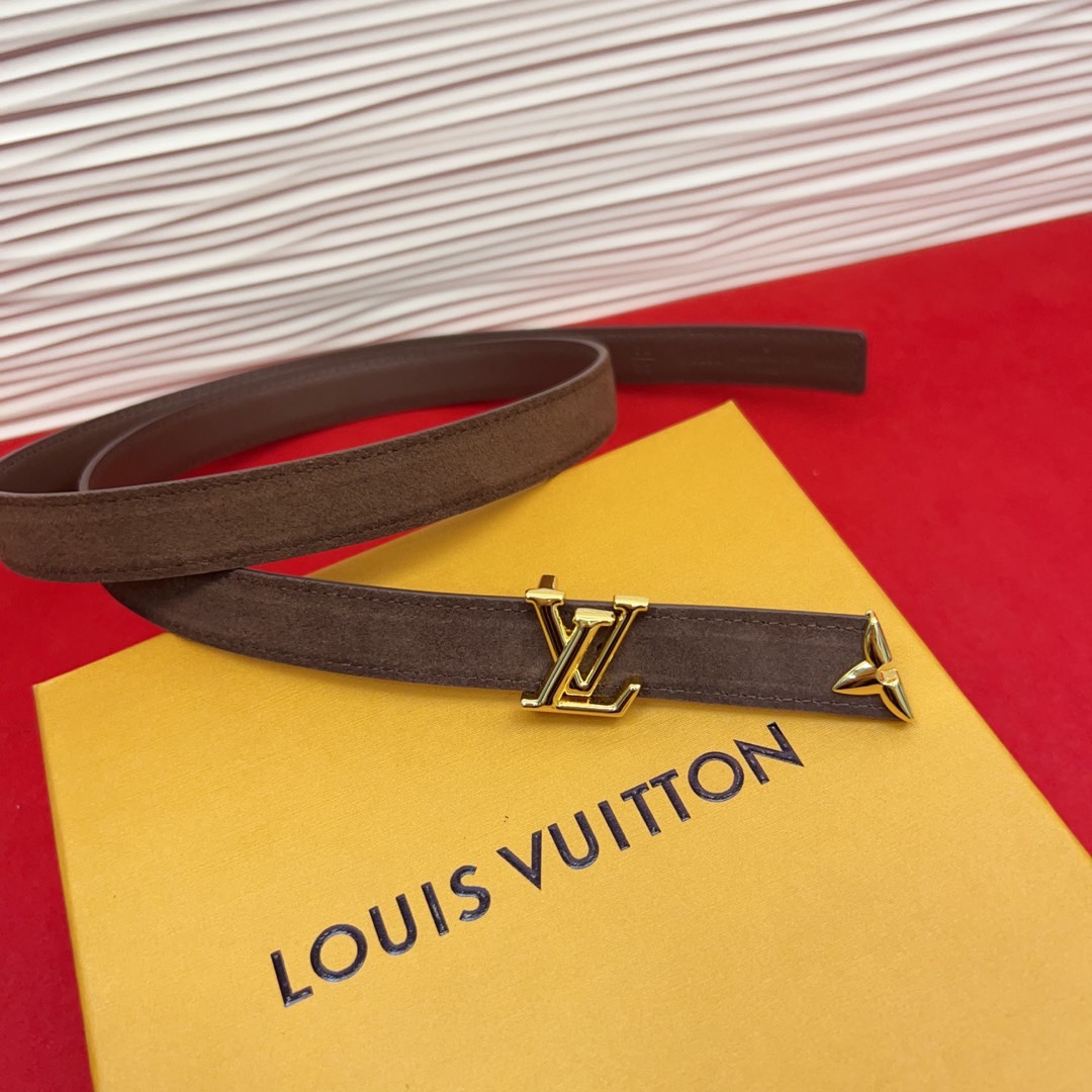 专柜同步新款 原版开发 纯铜材质 面料采用优质原厂面料。2.0cm