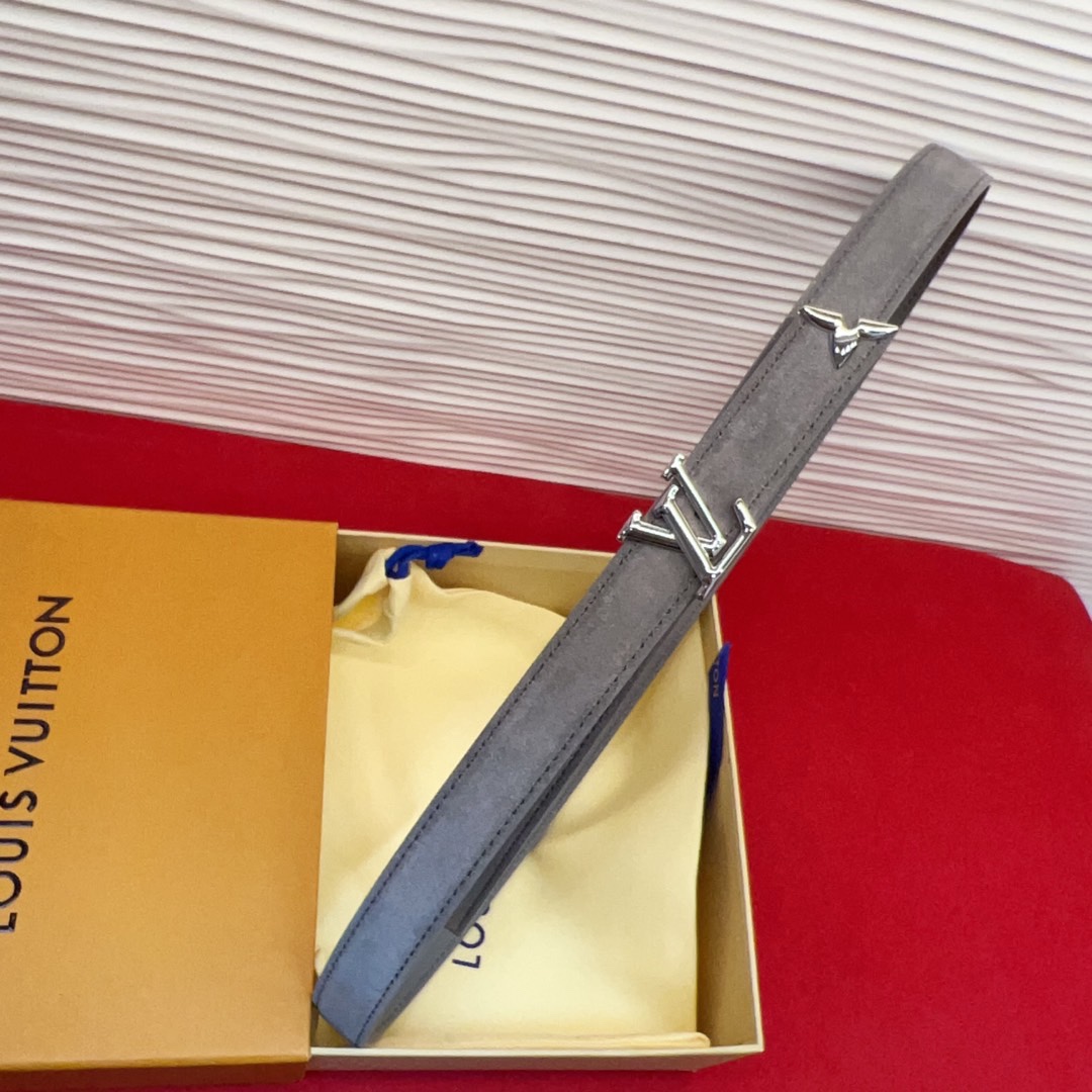 专柜同步新款 原版开发 纯铜材质 面料采用优质原厂面料。2.0cm