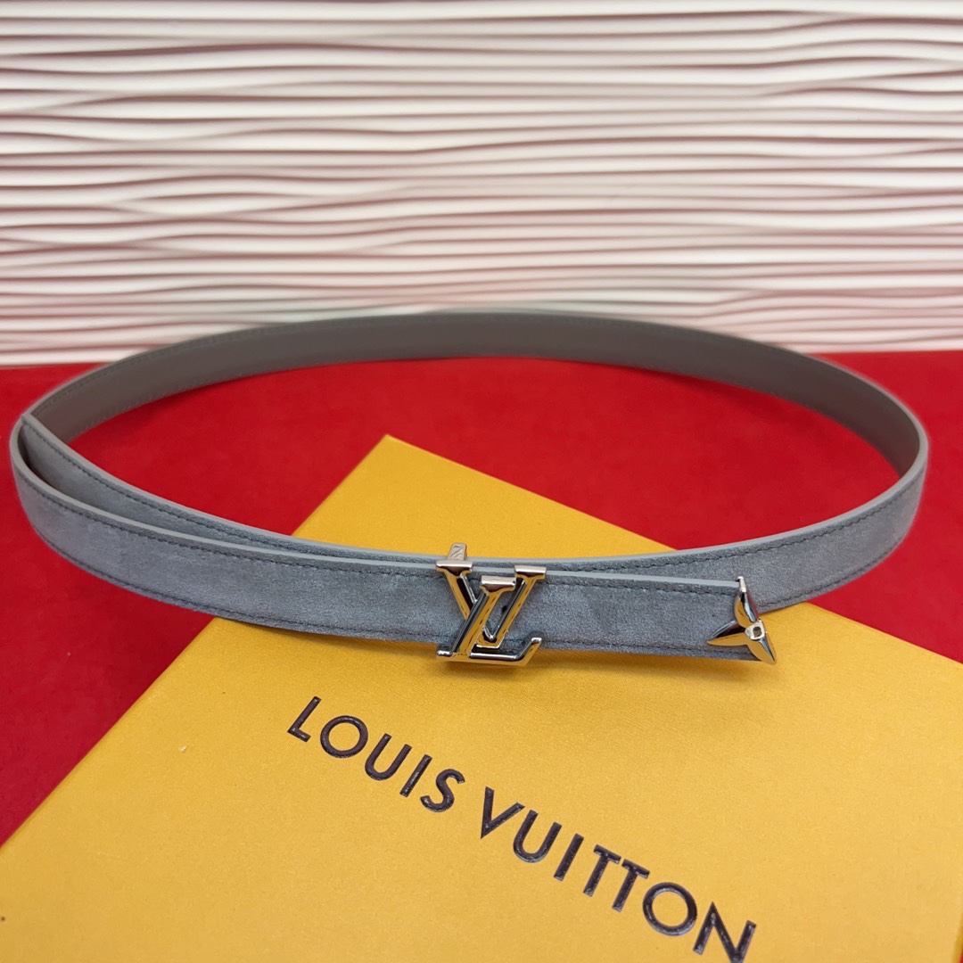 专柜同步新款 原版开发 纯铜材质 面料采用优质原厂面料。2.0cm