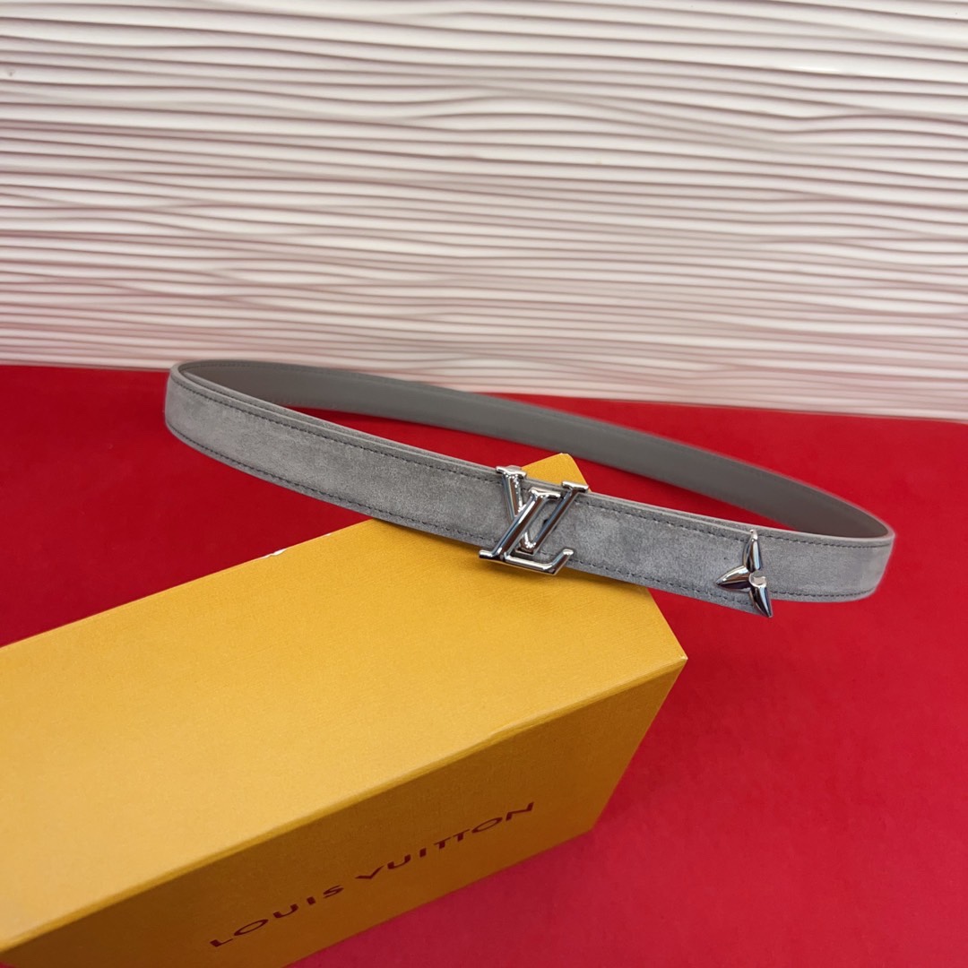 专柜同步新款 原版开发 纯铜材质 面料采用优质原厂面料。2.0cm