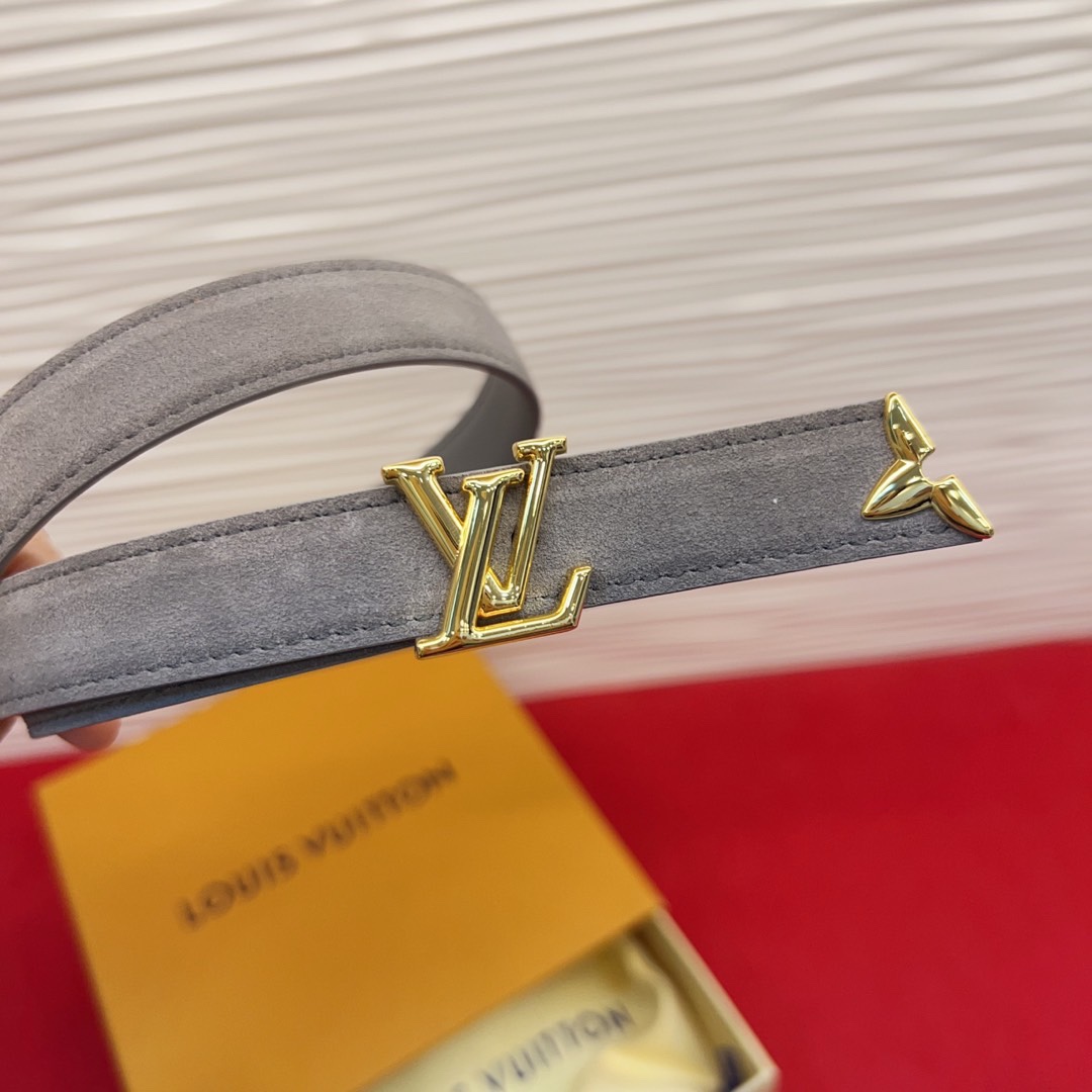 专柜同步新款 原版开发 纯铜材质 面料采用优质原厂面料。2.0cm