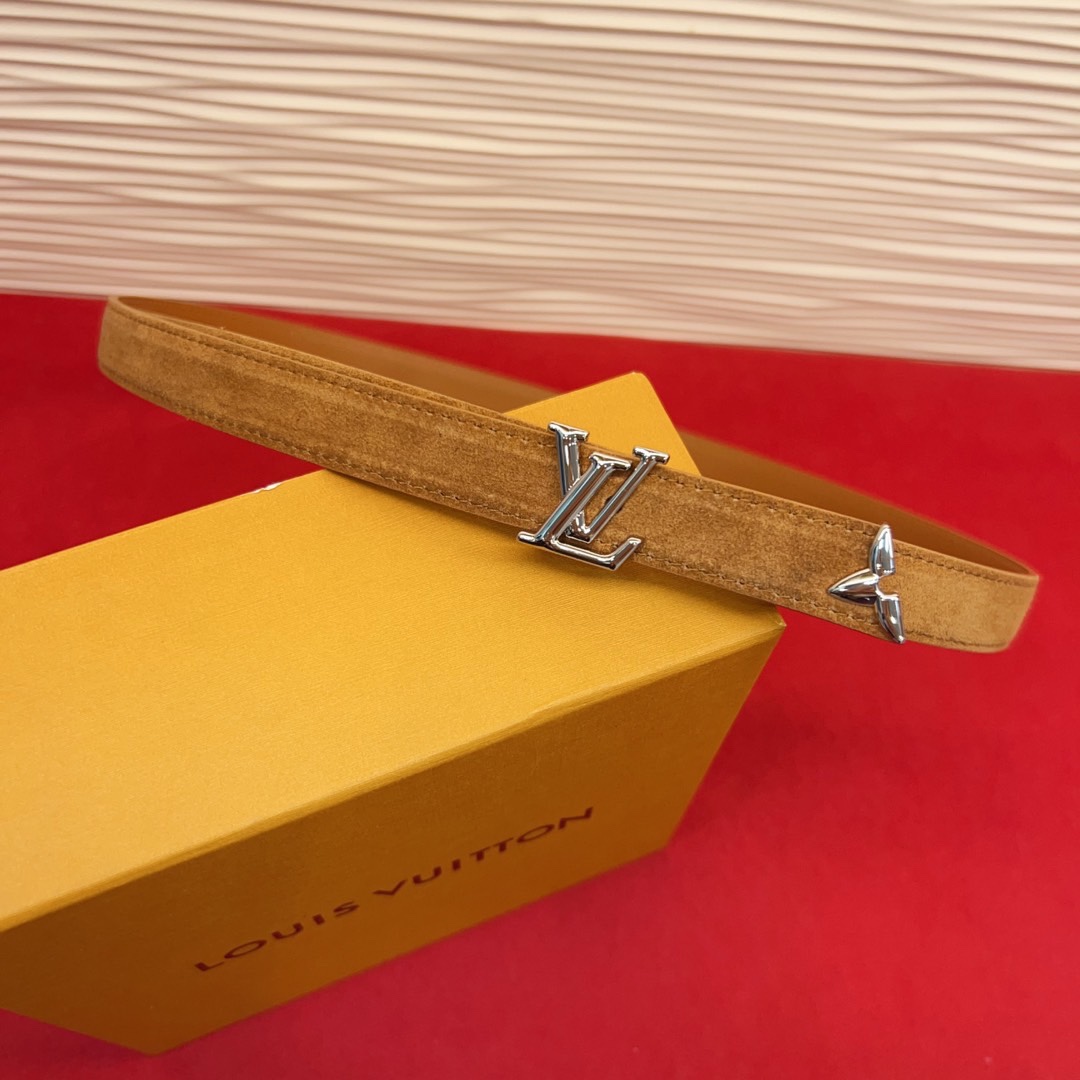 专柜同步新款 原版开发 纯铜材质 面料采用优质原厂面料。2.0cm