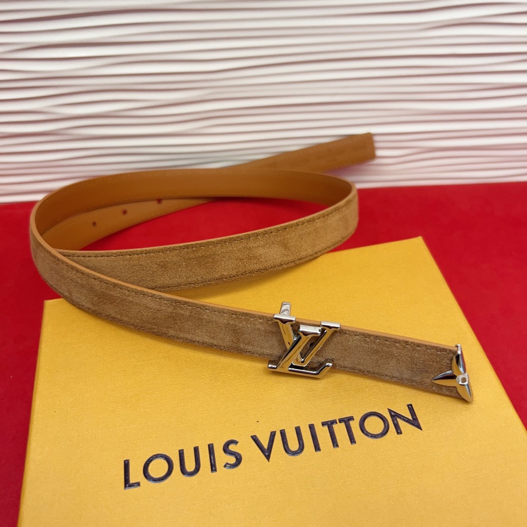 专柜同步新款 原版开发 纯铜材质 面料采用优质原厂面料。2.0cm