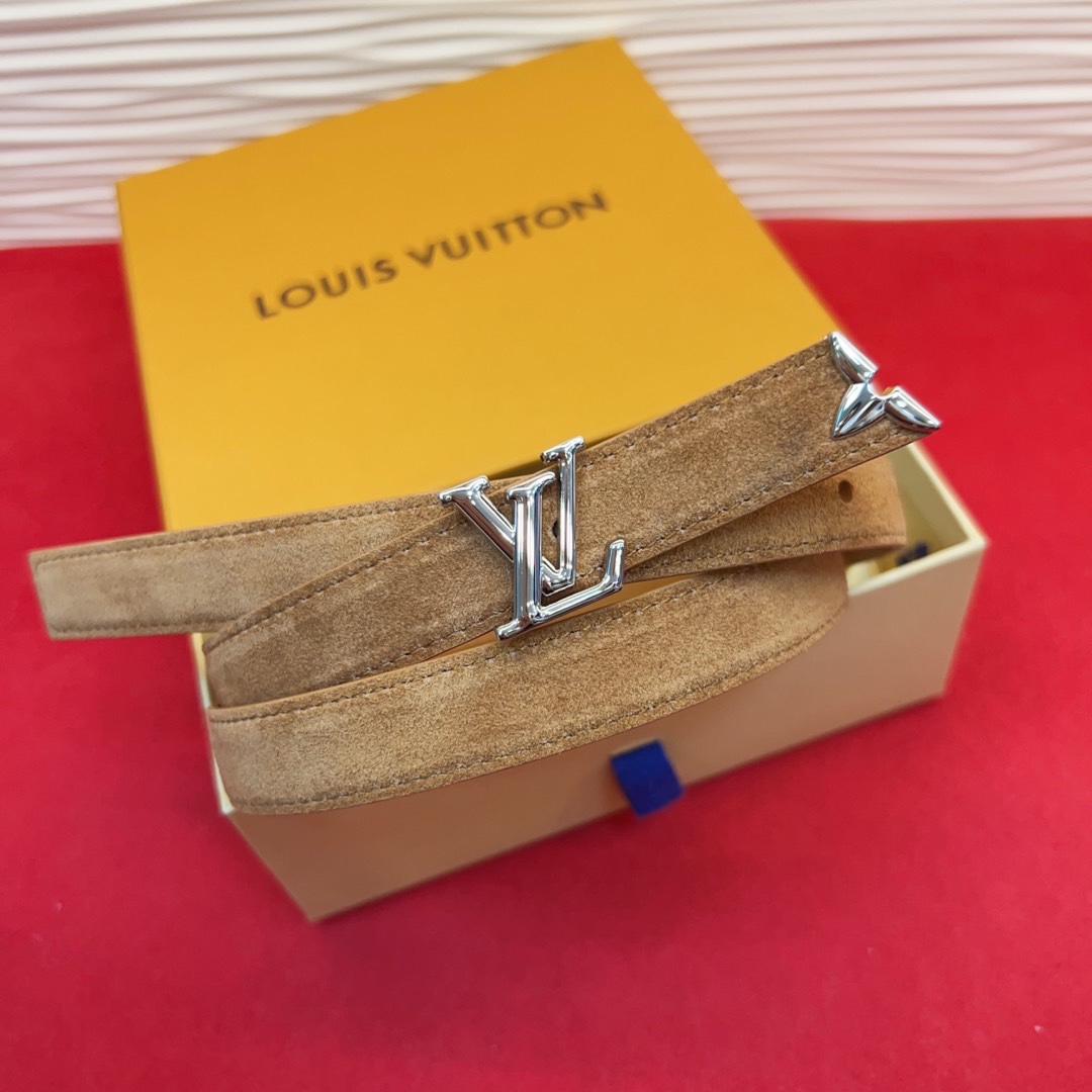 专柜同步新款 原版开发 纯铜材质 面料采用优质原厂面料。2.0cm