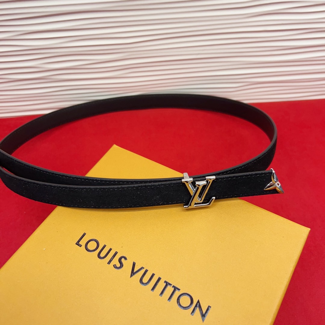 专柜同步新款 原版开发 纯铜材质 面料采用优质原厂面料。2.0cm