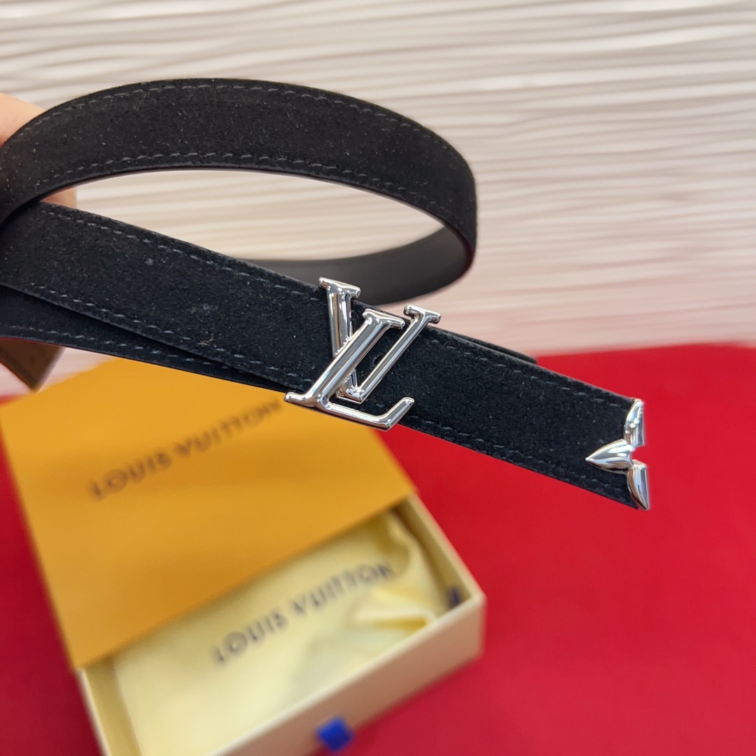 专柜同步新款 原版开发 纯铜材质 面料采用优质原厂面料。2.0cm