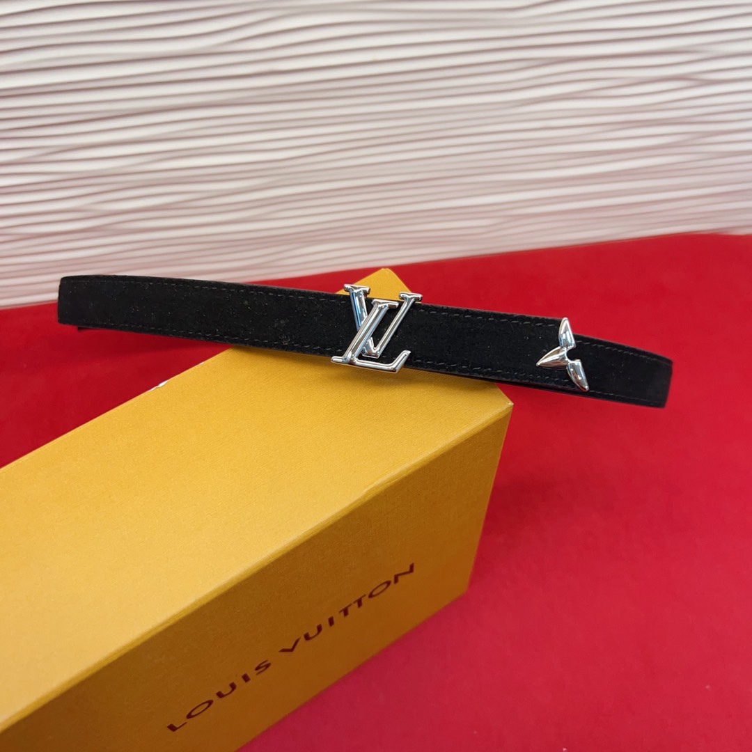 专柜同步新款 原版开发 纯铜材质 面料采用优质原厂面料。2.0cm