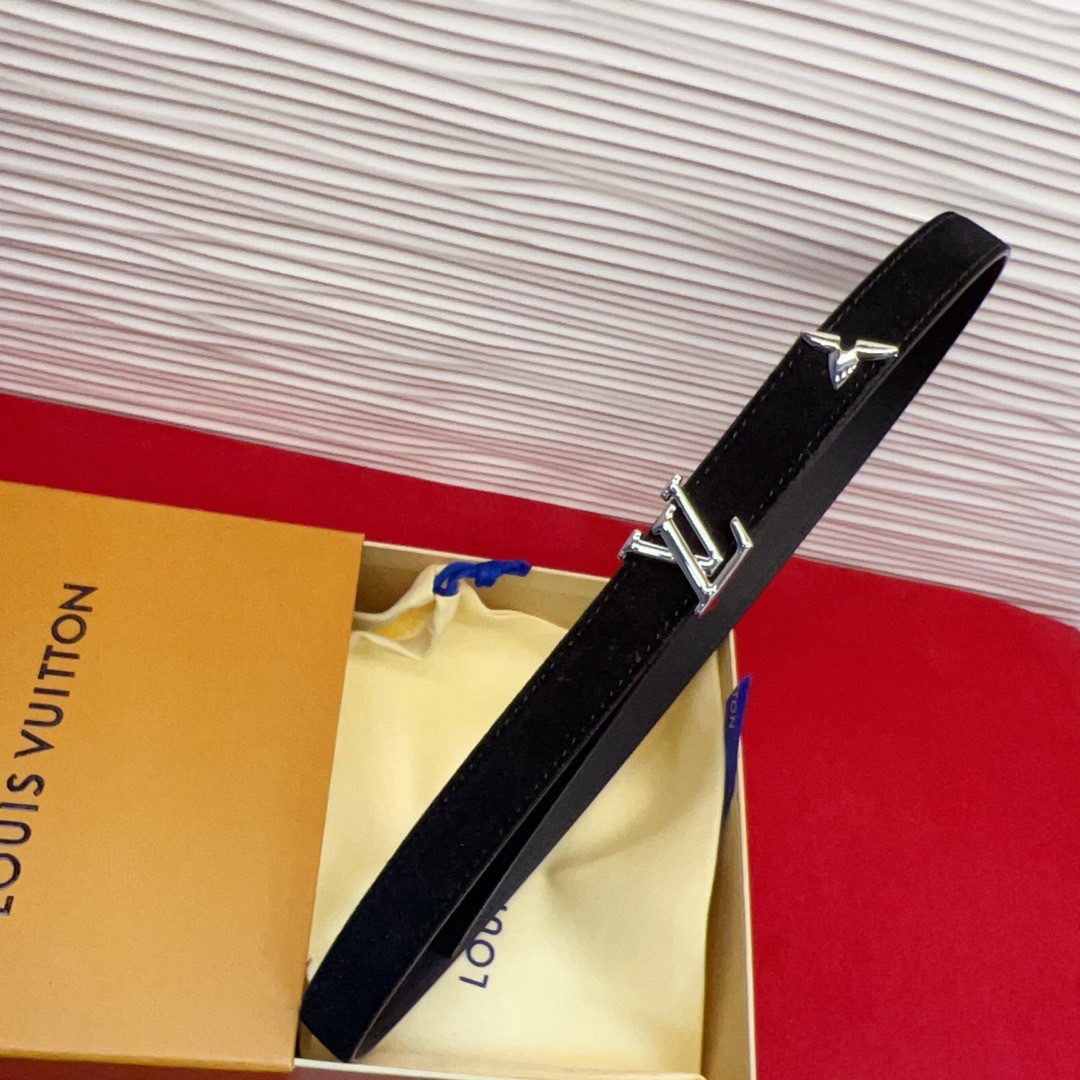 专柜同步新款 原版开发 纯铜材质 面料采用优质原厂面料。2.0cm