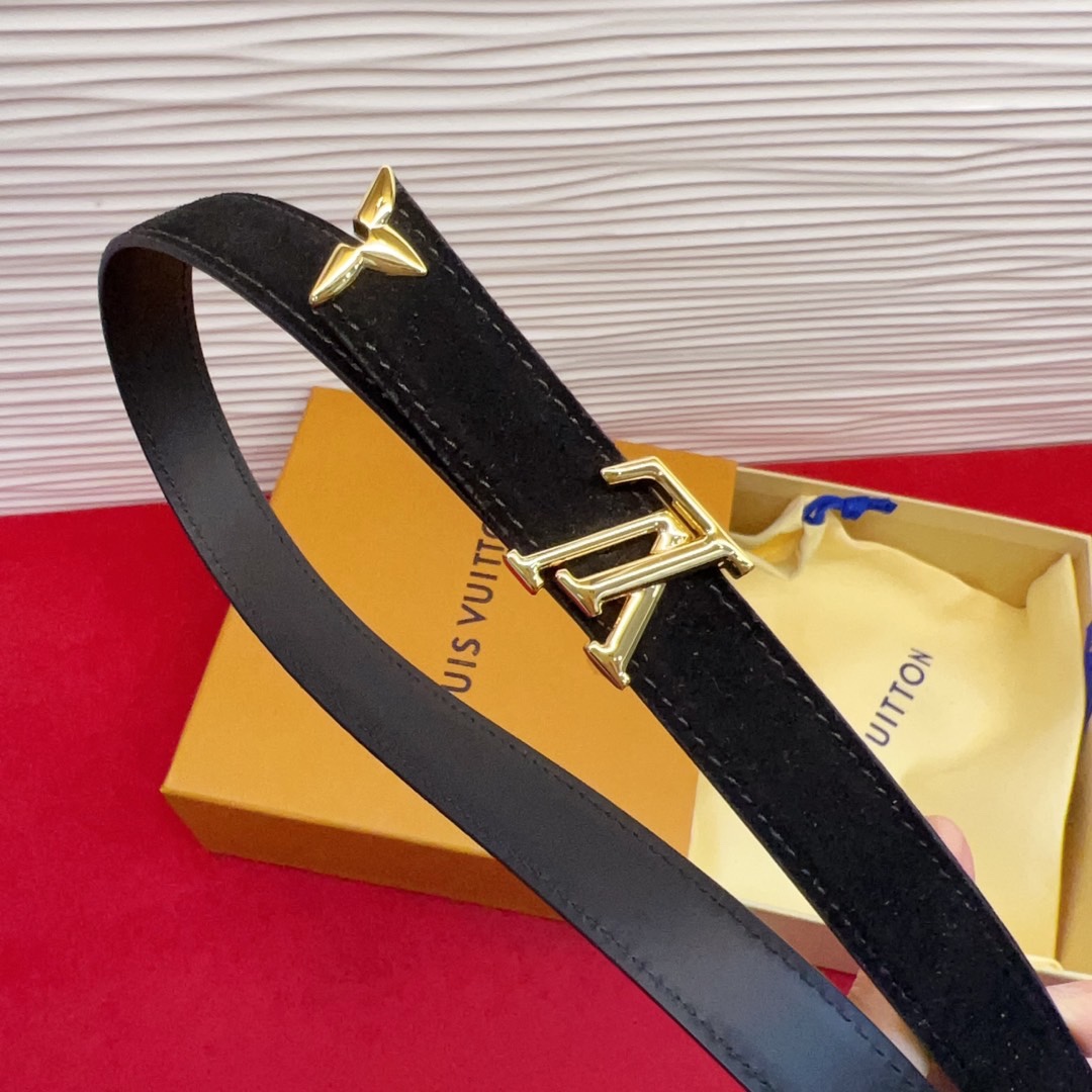 专柜同步新款 原版开发 纯铜材质 面料采用优质原厂面料。2.0cm