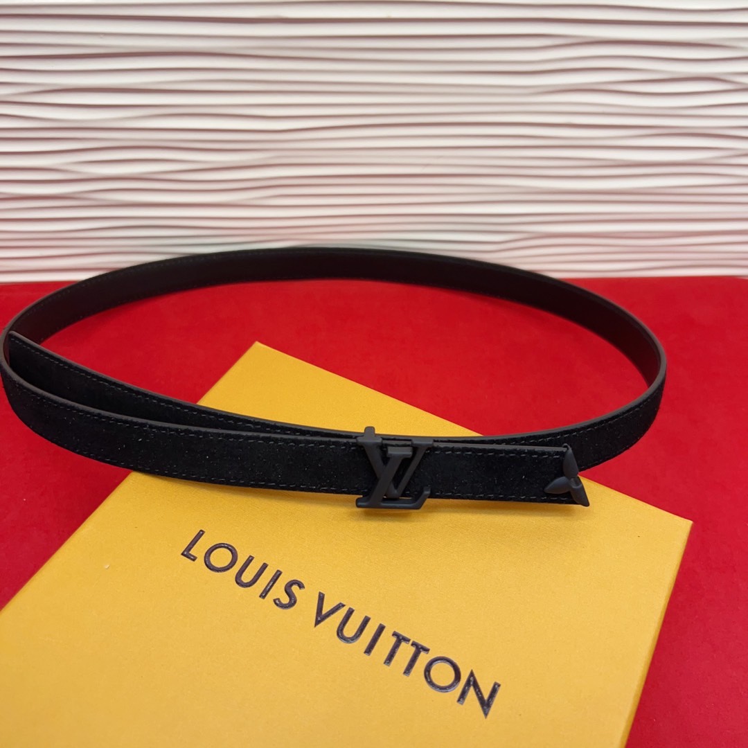 专柜同步新款 原版开发 纯铜材质 面料采用优质原厂面料。2.0cm