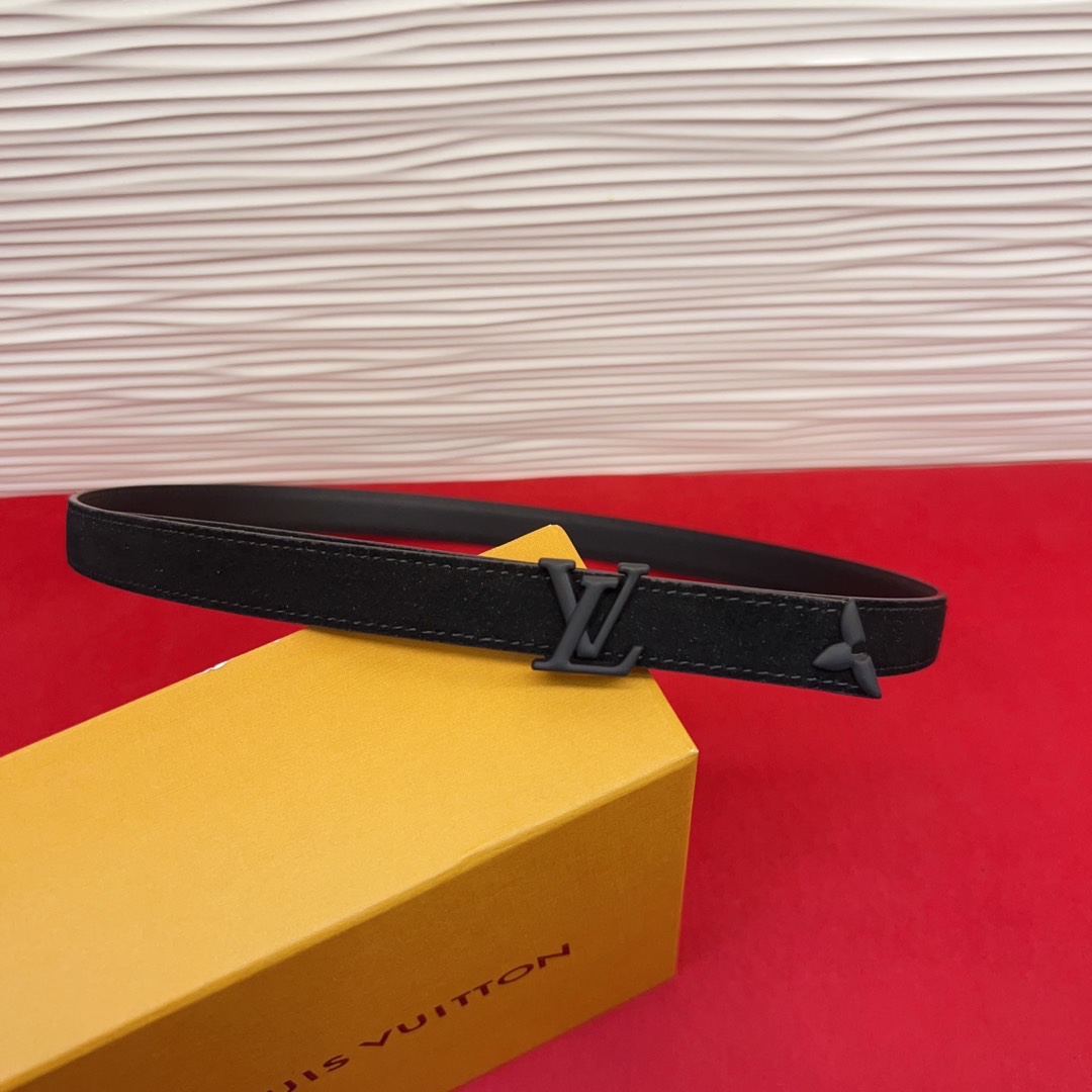 专柜同步新款 原版开发 纯铜材质 面料采用优质原厂面料。2.0cm