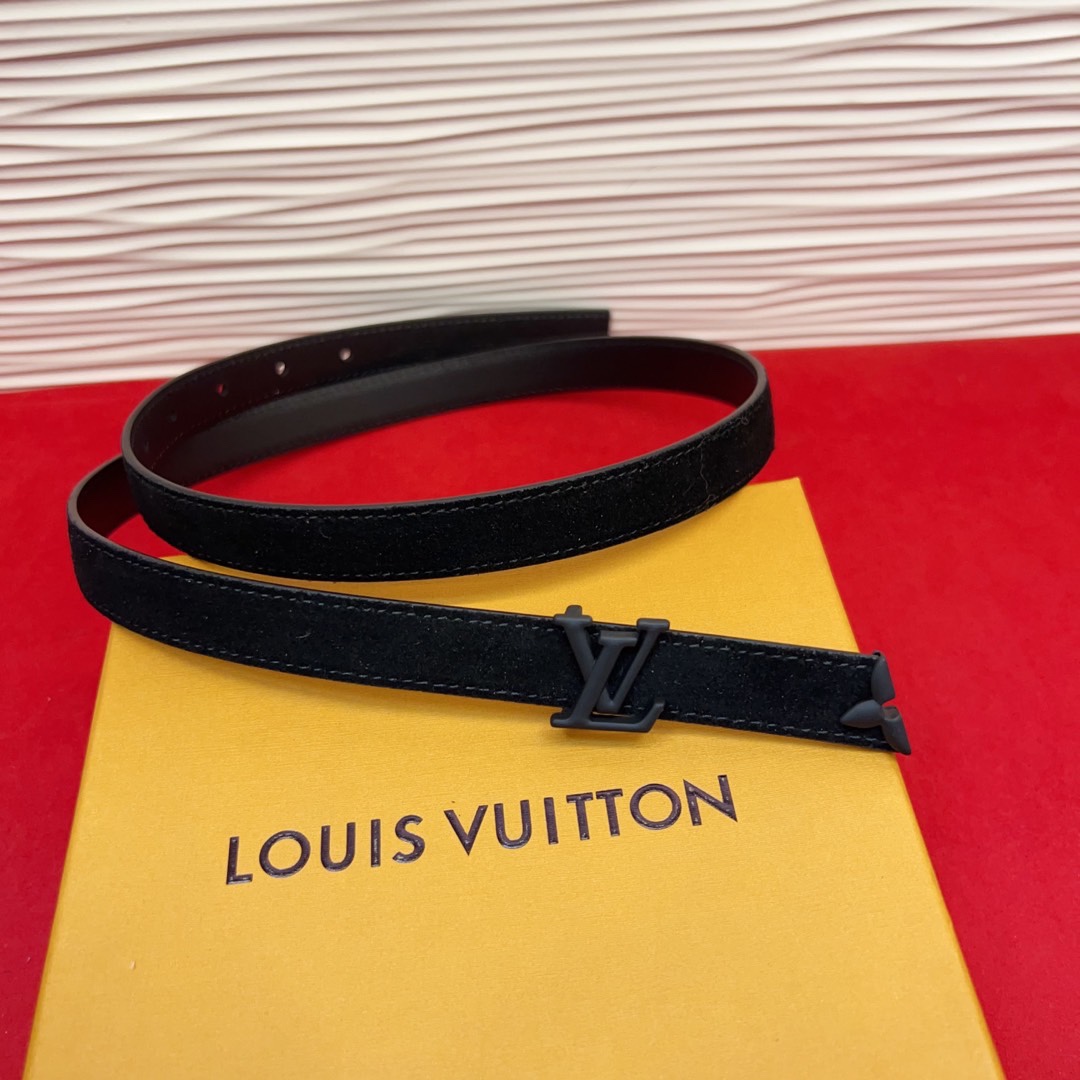 专柜同步新款 原版开发 纯铜材质 面料采用优质原厂面料。2.0cm