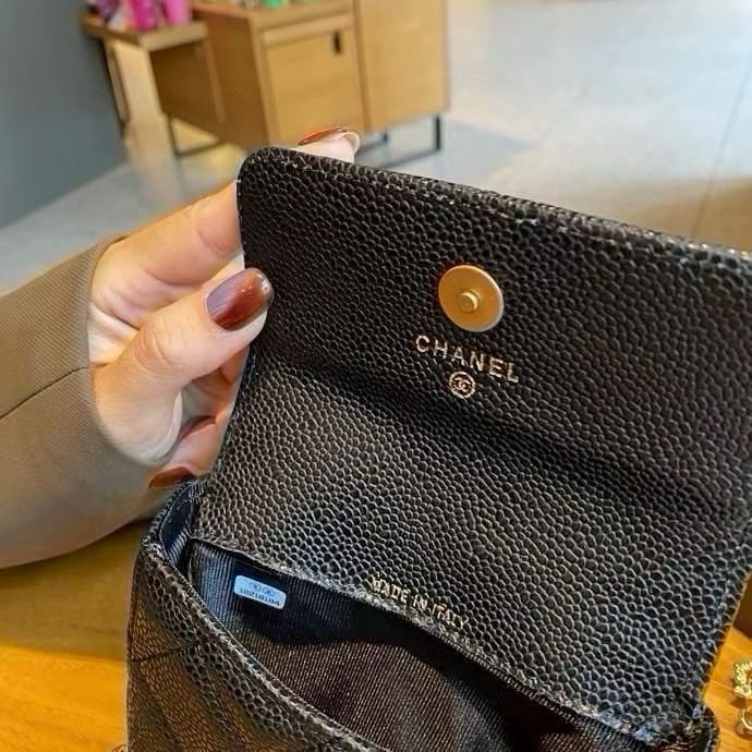 P 爆款出货🚚Chanel23A⁉️手工坊系列腰包，胸包💐太酷啦，👀精致🦁️小狮子，完美做工，超级百搭