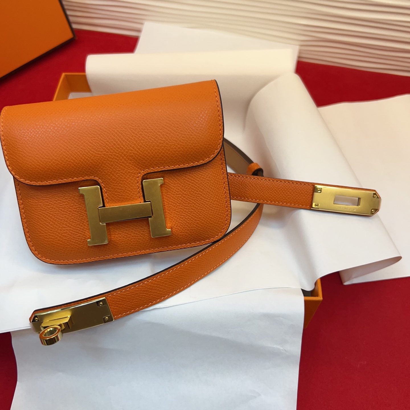 P 底面进口牛皮Kelly扣女士腰带 爱马仕专用纯手缝蜡线 ，法国（FilAuChinois）原厂蜡线 