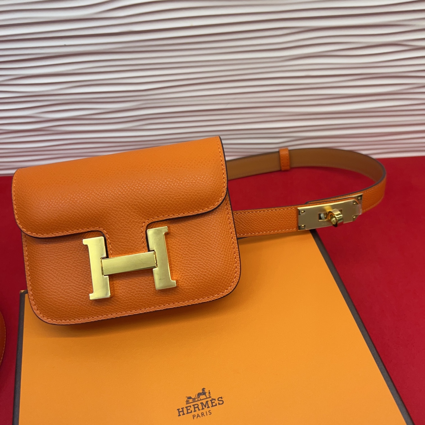 P 底面进口牛皮Kelly扣女士腰带 爱马仕专用纯手缝蜡线 ，法国（FilAuChinois）原厂蜡线 