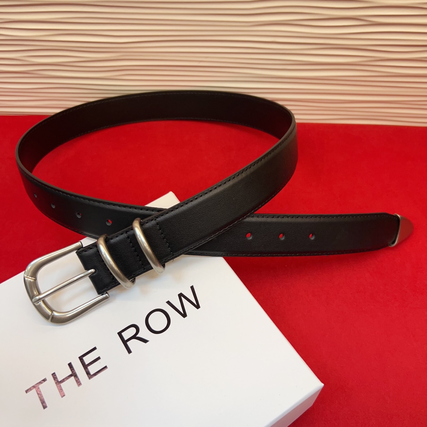 Therow Classic 系列 简约 精致五金 搭配进口牛皮