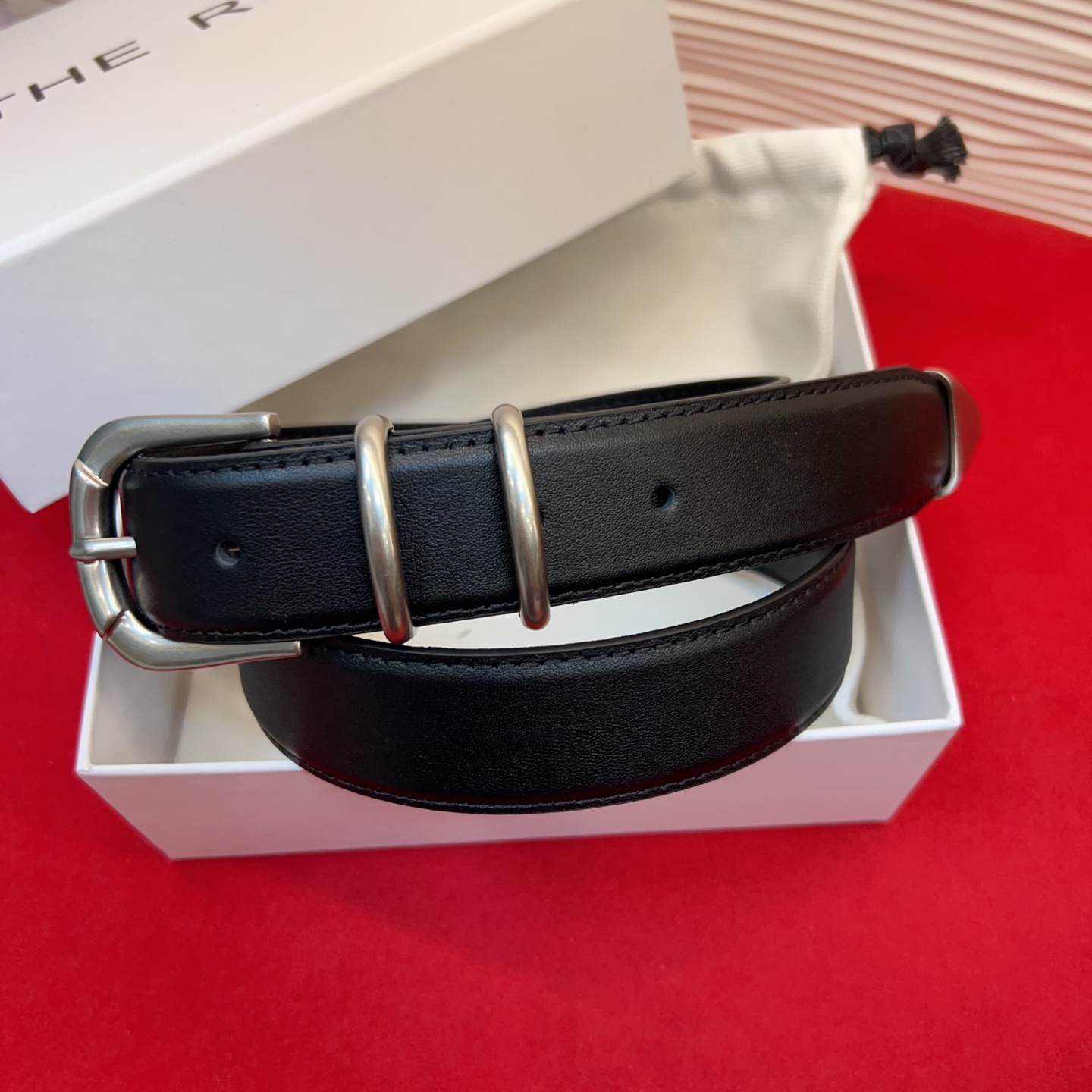 Therow Classic 系列 简约 精致五金 搭配进口牛皮